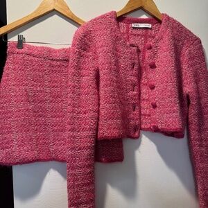 Jacket and a skirt set